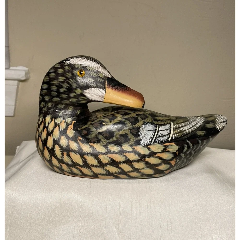 Vintage Corwed Wooden Duck Figurine 9